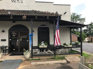 W T's Restaurant & Lounge-Bessemer