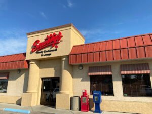 Smitty's Restaurant & Lounge - Olds-Olds