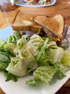 Wally's Pub & Restaurant-Elk Point