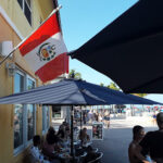 7 Tables On The Beach-Hollywood