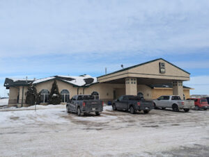 Breezy Oaks Inn & Tavern-Beausejour