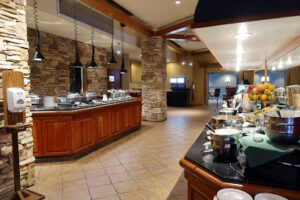 Lakeside Restaurant-Harrison Hot Springs
