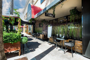 VILLA ROMANA Italian & Romanian Restaurant-Hollywood